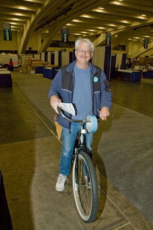 MattBorden-SignDisplayworkers510-48-RichardBermack